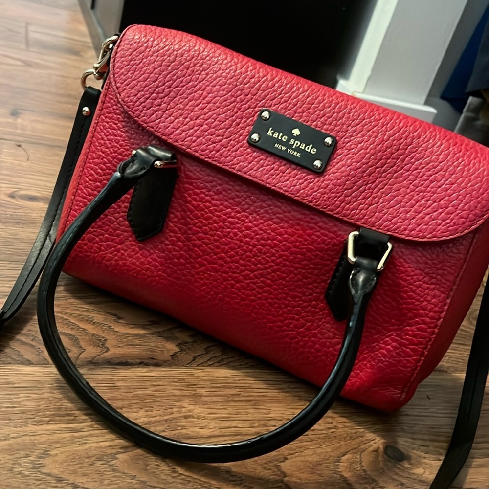Black and red Kate Spade bag